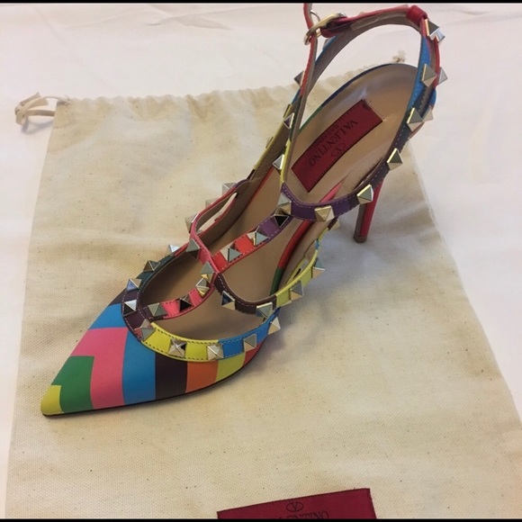 Valentino Garavani Shoes - Valentino Garavani